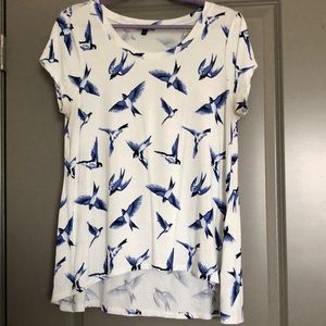 CUPIO Hi-Low Graphic Tee